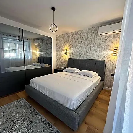 Panoramic Glamour Apartment