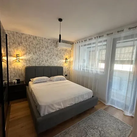 Panoramic Glamour Apartmán *